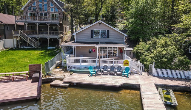 Luxe Lakefront Haven Twin Cottages with Lake Access
