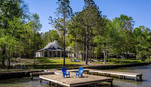 Luxe, lakefront home with private hot tub, dock, kayaks & firepit - dog-friendly
