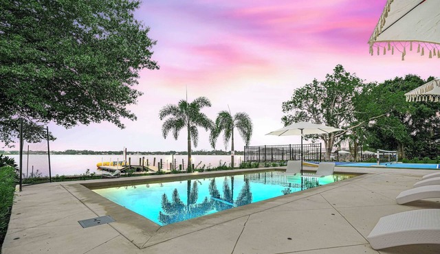 Luxe Lakefront w/Pool, Pickleball, & Private Dock