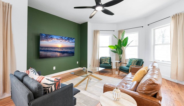 Luxe Living: 4bedroom 3bathroom of Modern Elegance