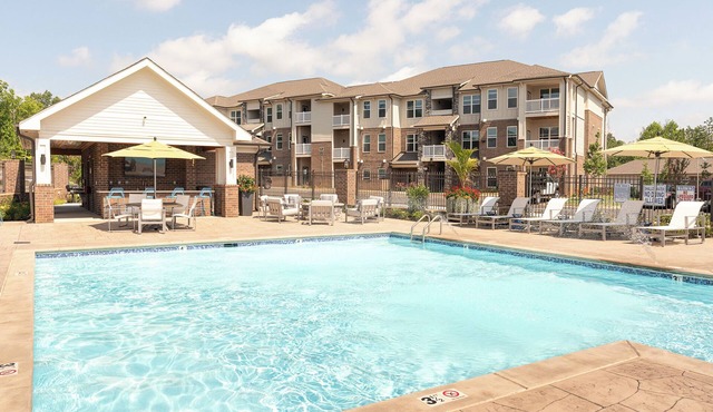 Luxe Living in Knoxville! Overlook at Farragut| Pool| Parking