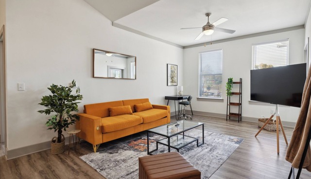 Luxe Living in Knoxville! Overlook at Farragut| Pool| Parking