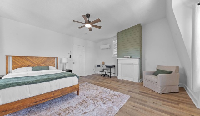 Luxe Living Suites #3, 3 minutes to DT Cincy