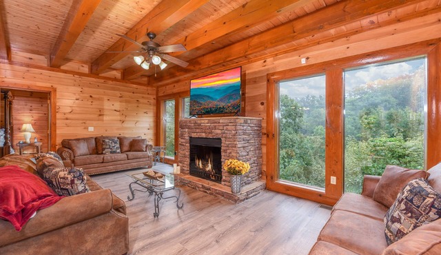 Luxe Lodge | Pool+Hot Tub | Near Dollywood