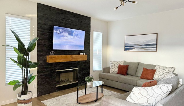 Luxe Los Angeles Retreat
