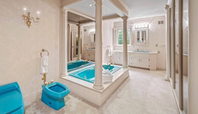 ~ Luxe Manor w/Dream Amenities Indoor Pool & More~