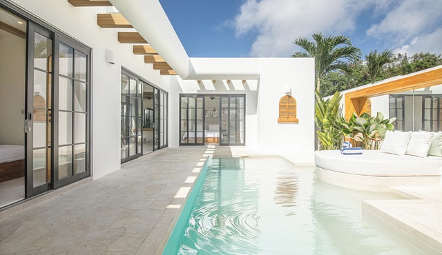 Luxe Mediterranean 2BR Uluwatu Villa, Beach 2 mins