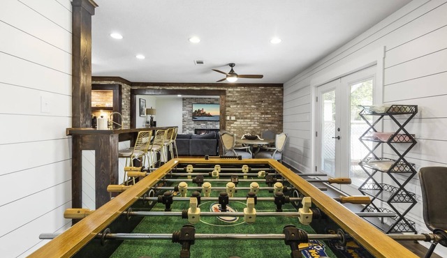 Luxe Midtown Gem, Walk to USM - The Longleaf House