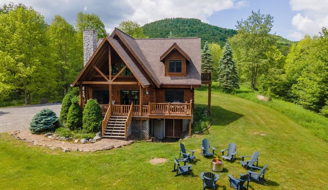 Luxe Mntn Escape near Snowshoe | Mntn Views, Hot Tub, 5 Wooded Acres