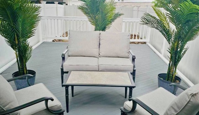 Luxe Modern Townhome Near Downtown Wilmington!