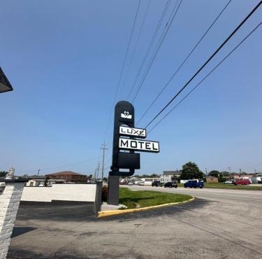 Luxe Motel