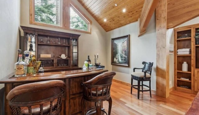 Luxe Mountain Retreat - Hot Tub, Wine Cellar, Theater+