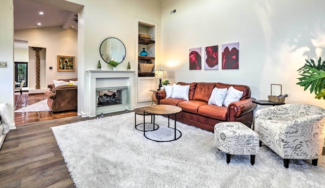 Luxe Nicholasville Home ~ 17 Mi to Lexington