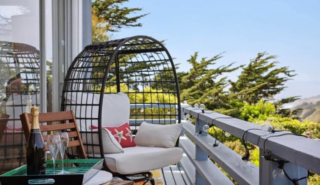 Luxe Oceanview Game Room Retreat in Ideal Location