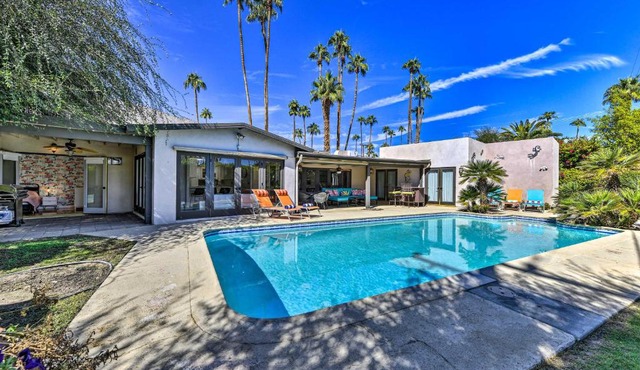 Luxe Palm Springs Home with Backyard Oasis!