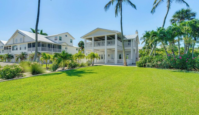 Luxe Pine Island Living: Historic Old Florida Gem!