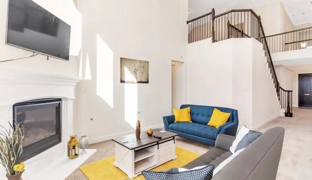 Luxe Private Getaway in the Heart of Las Colinas!