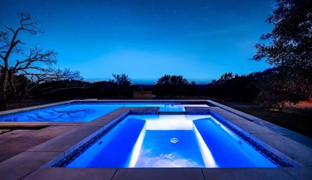 Luxe Ranch Life-Heated Pool+Spa. 10 Min Downtown!