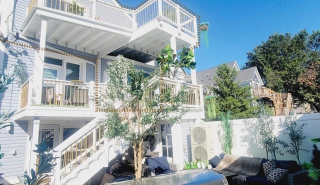 Luxe Ranch & Spa House Retreat! Pets Welcome