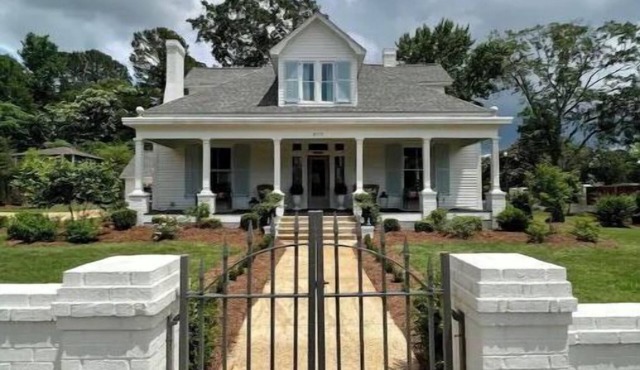 LUXE Remodel Historic 1 BR in PERFECT location