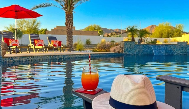 Luxe Resort | Heated Pool+Spa | 5 Bedrooms