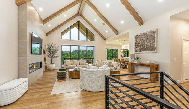 Luxe Stay @ Trillium Oasis - Golf Sim, Hot Tub, Panoramic General Views