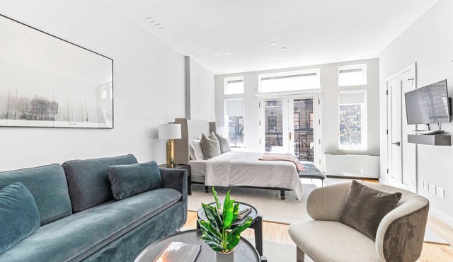 Luxe Studio with Charming Juliet Balcony