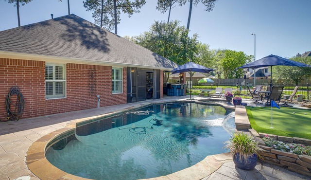 Luxe Texas Vacation Rental Home w/Private Pool