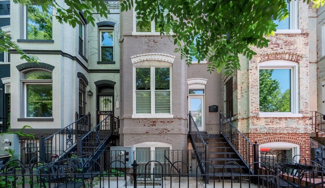 Luxe Three floors. Four bedrooms each with private full bath Garage Parking