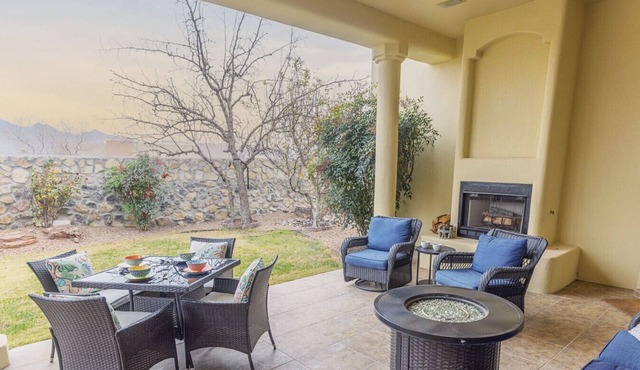 Luxe Tuscan Villa - Organ Mtn Views, Patio Living, Sonoma Golf