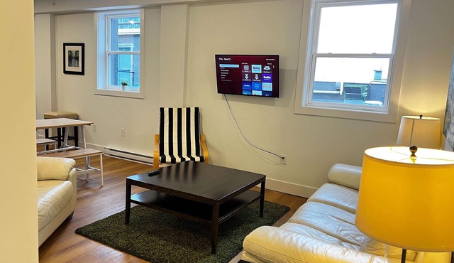 Luxe Urban Retreat Su