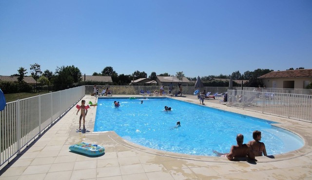 Luxe villa in Les Forges with BBQ Garden