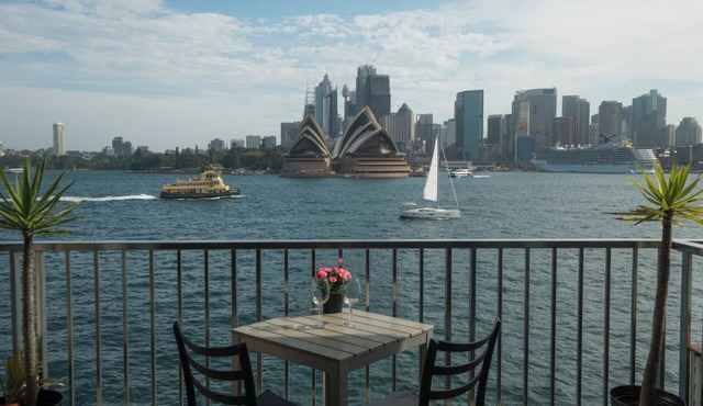 Luxe Waterfront Opera & Harbour Views. Best in Syd