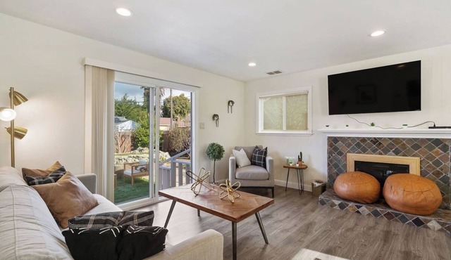 Luxo Stays |Beach Time| 3bd2ba #quiet #freeway