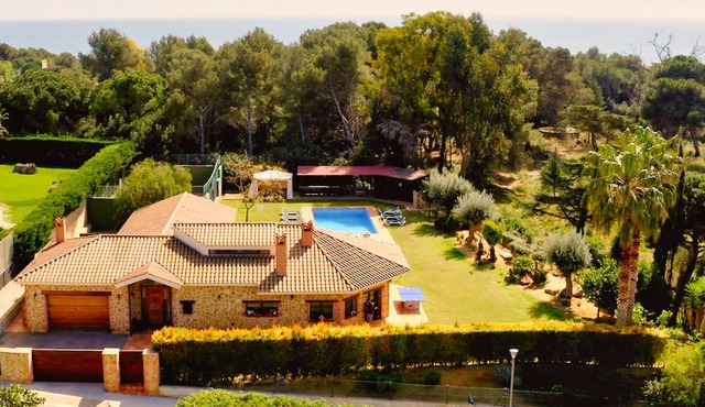 Luxury Private Villa Perfect for Weekend Getaway.
