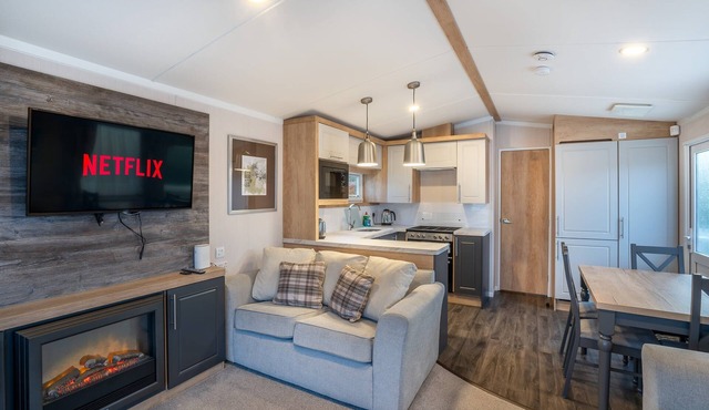 Luxury 8 Berth-Wheelchair Access