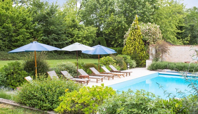 Luxurious Manor House with Private Pool and Tennis Court