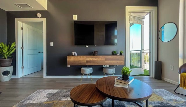 Luxurious 1-bedroom apartment in Downtown Orlando with Pool and Gym access