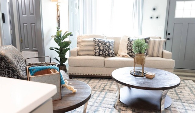 Luxurious 1-Bedroom Apartment