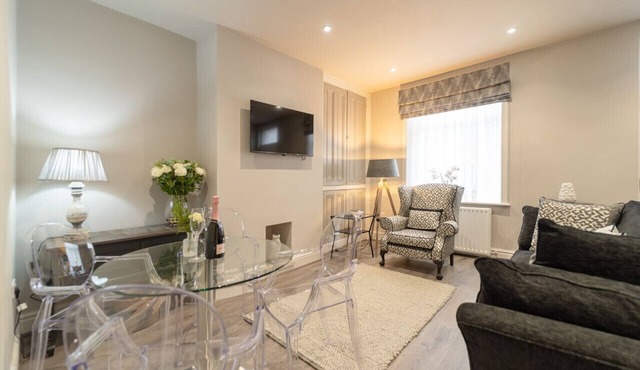 Luxurious 2-bed cottage in the heart of Barrowford,