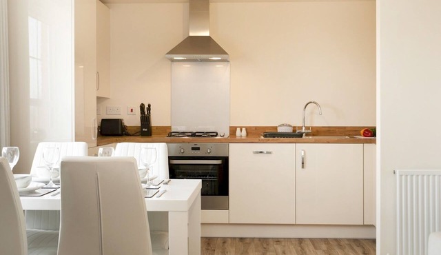 Luxurious 2-Bed Nottingham Retreat with Parking - Pass the Keys