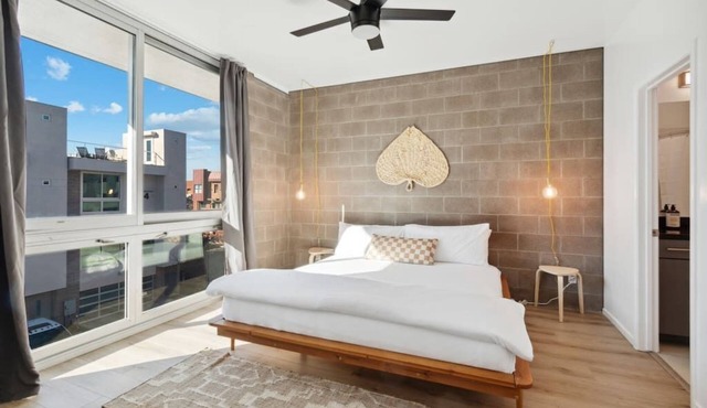 Luxurious 2BR Loft with Balcony