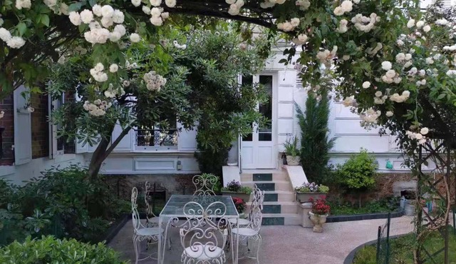 Luxurious 3+1 pcs apartment with garden 3 km from Paris