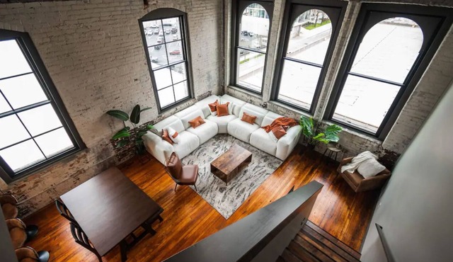 Luxurious 3-bedroom Loft with amazing views, in Downtown Toledo