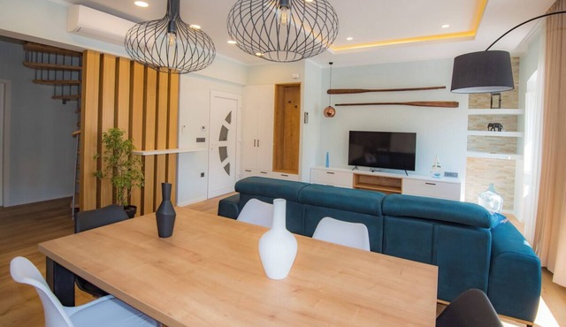 Luxurious 3-suite apartment in Bakar