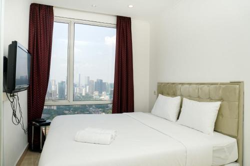 Luxurious 3BR Apartment at FX Residence Sudirman By Travelio