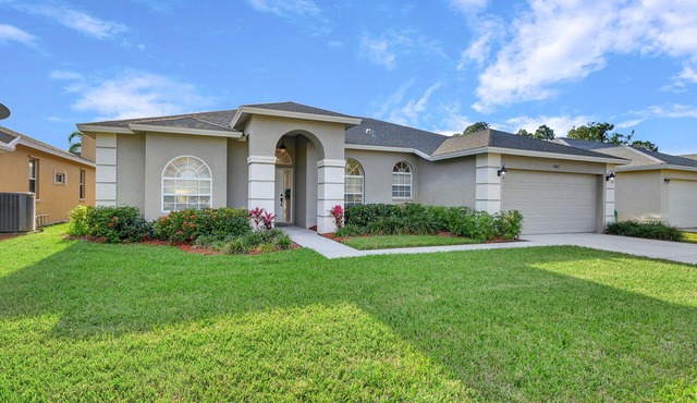 Luxurious 4 bedroom 3 bath private pool home with gorgeous lake views!