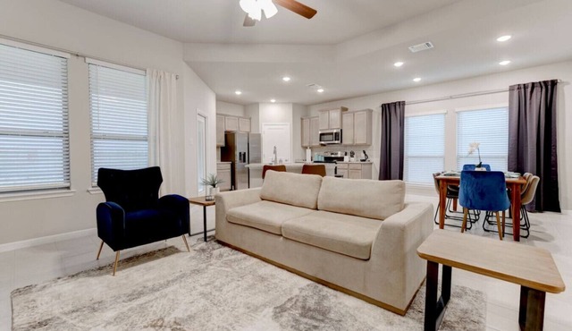 Luxurious 4-Bedroom House