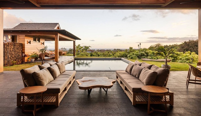 Luxurious 4 Bedroom Retreat, Private Pool, Located in KuKui' Ula Community.