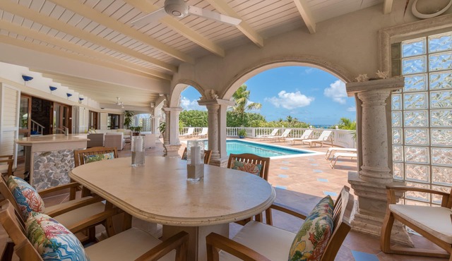 Luxurious 4bdr/4 1/2 bath Villa Rental in Orient Bay
